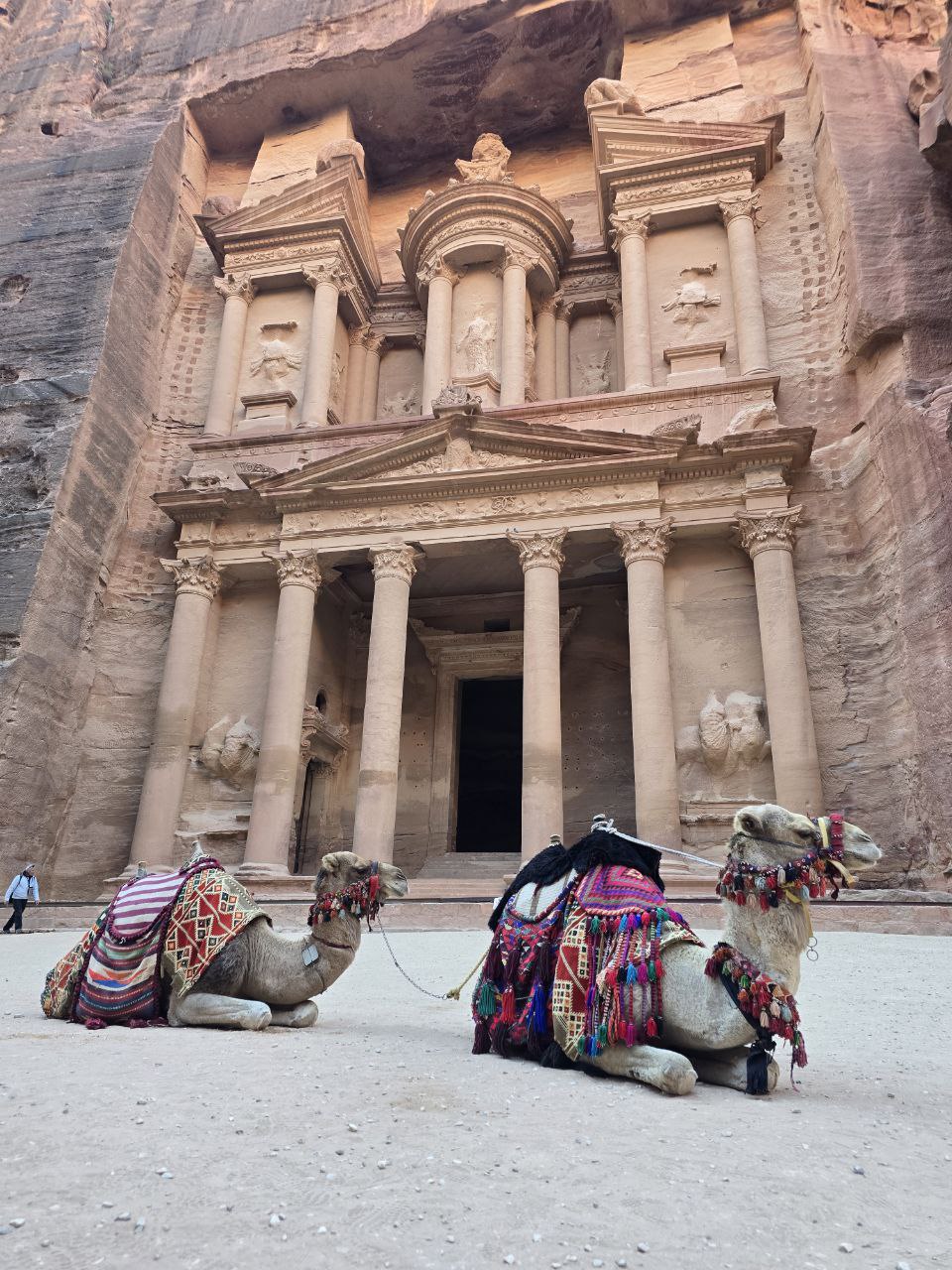 Hero Artifact: 40cm non-human step